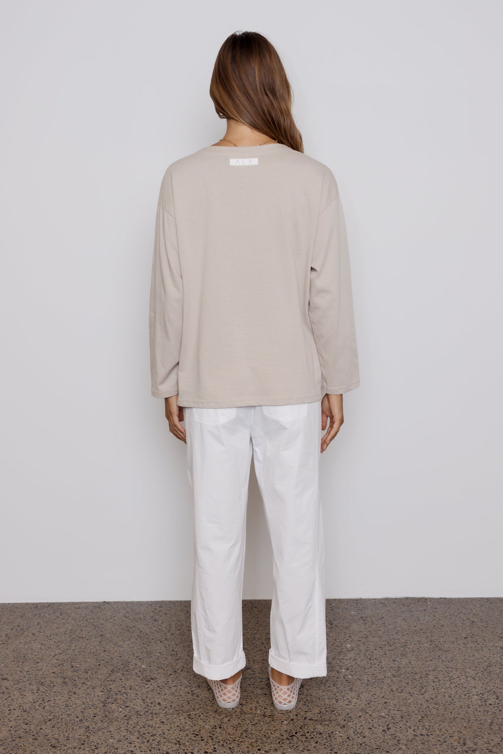 NIX V Long Sleeve Top Stone