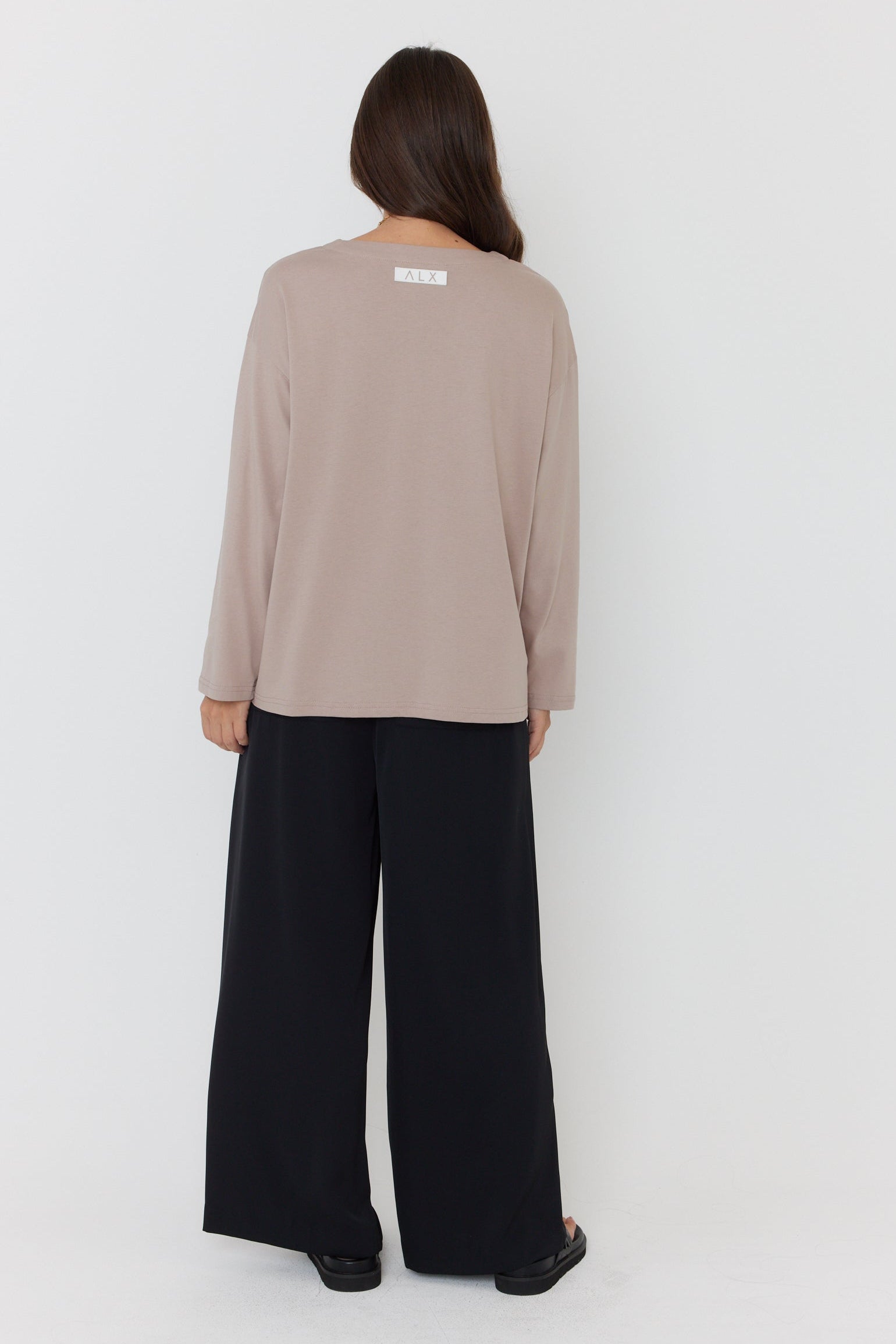 NIX V Long Sleeve Top Coco