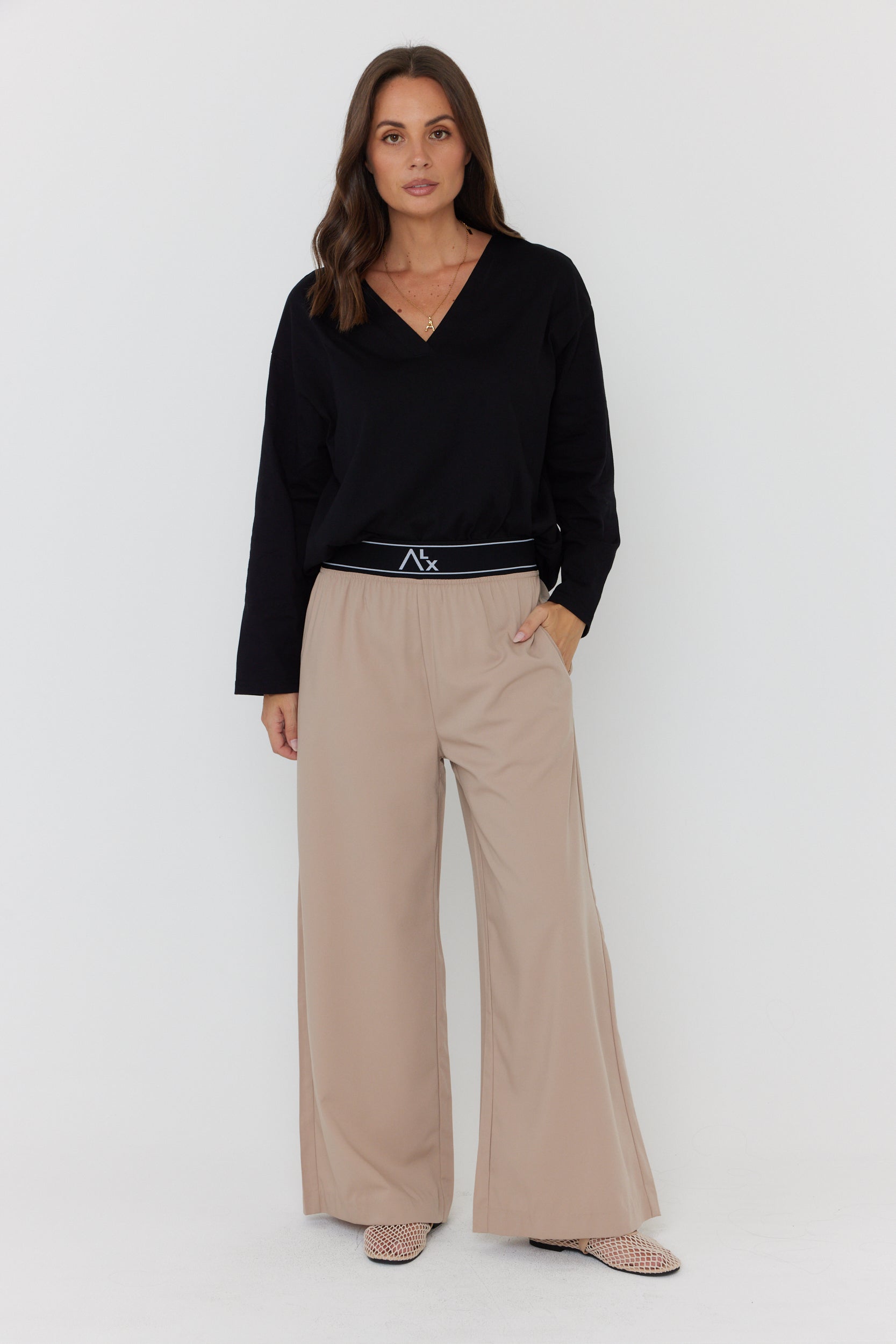 NIX V Long Sleeve Top Black