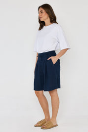 ADELE Shorts Navy