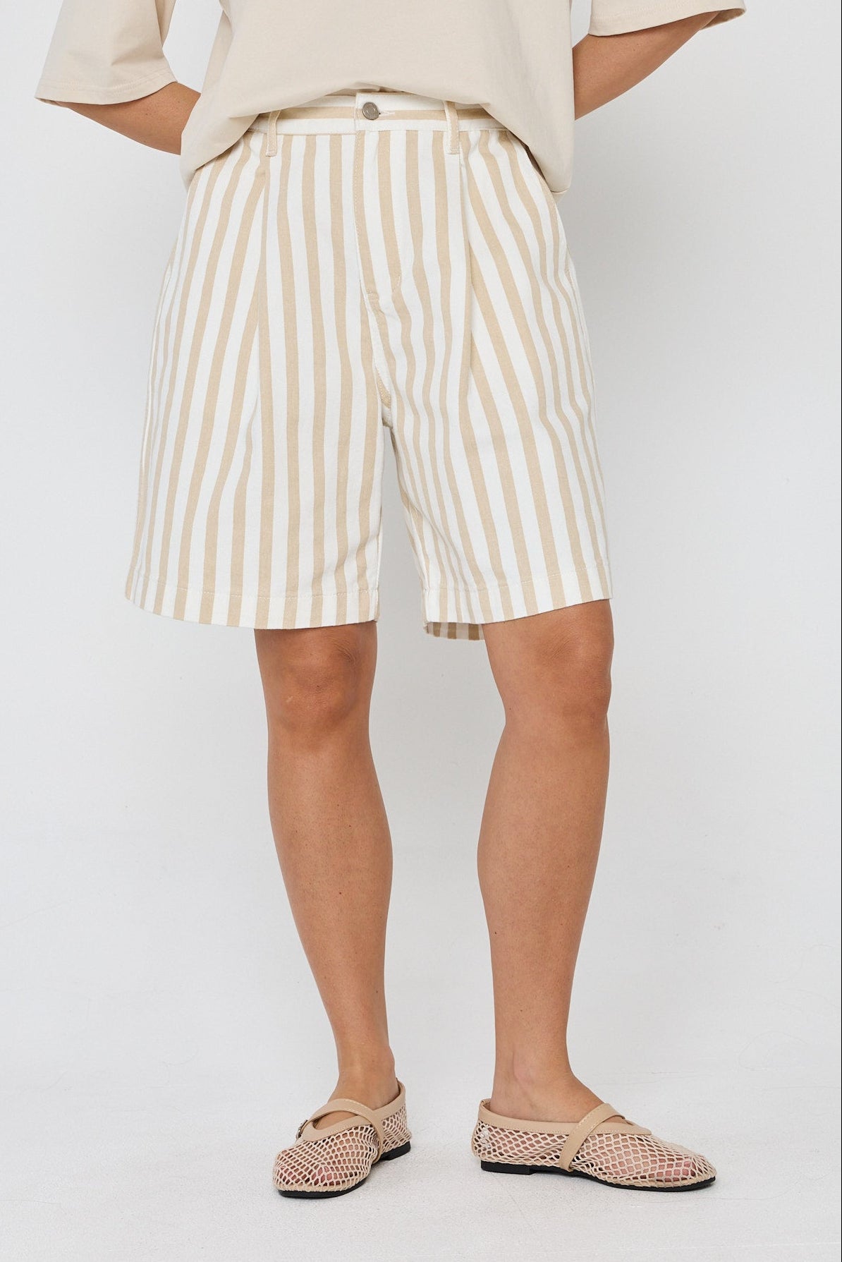 HARVEY Shorts Beige Stripe