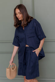 ADELE Shorts Navy