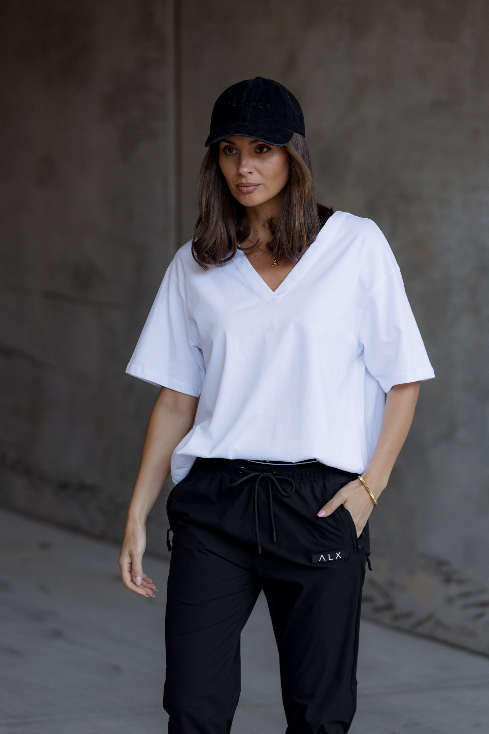 NIX V-Neck T-Shirt White