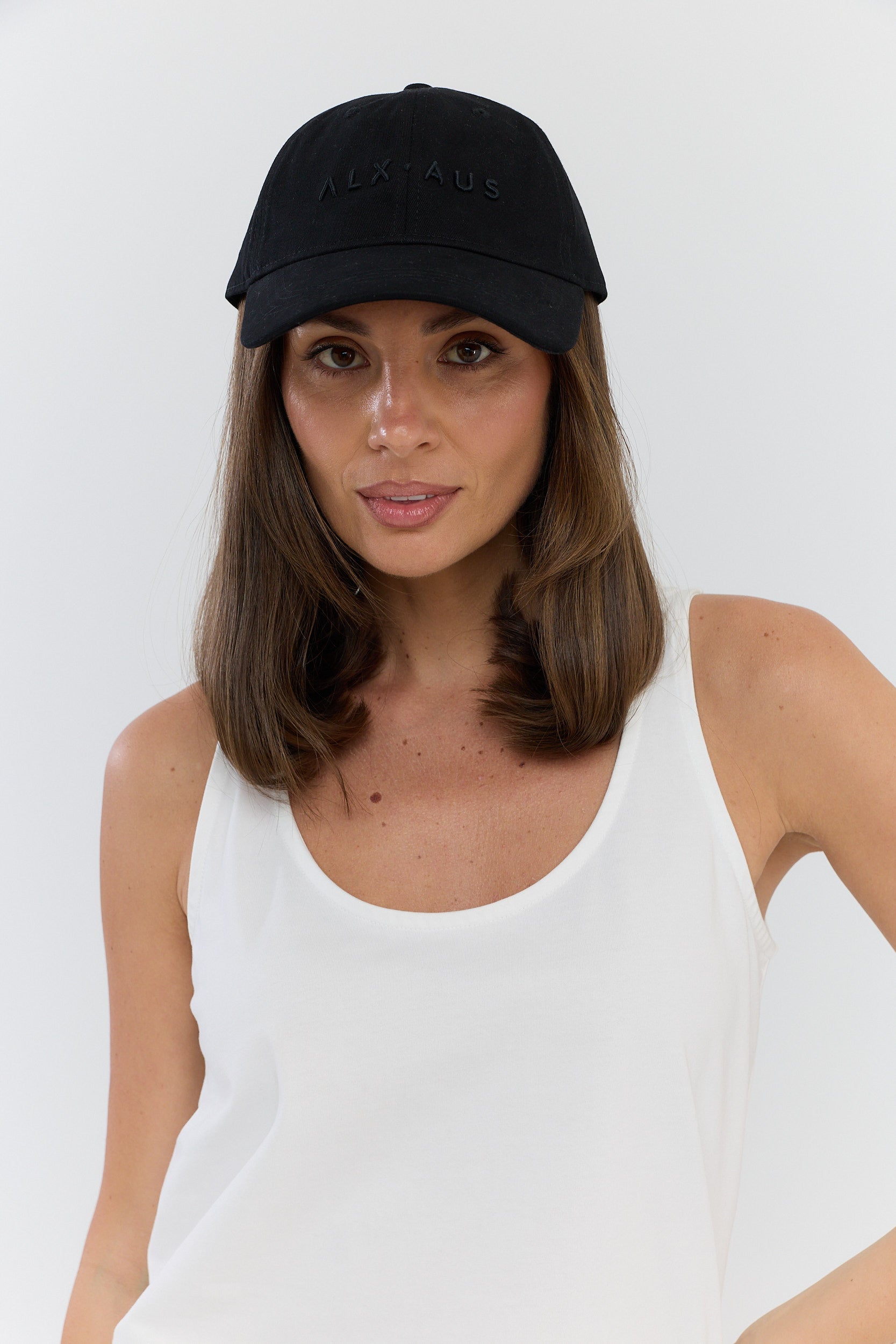CAP Black