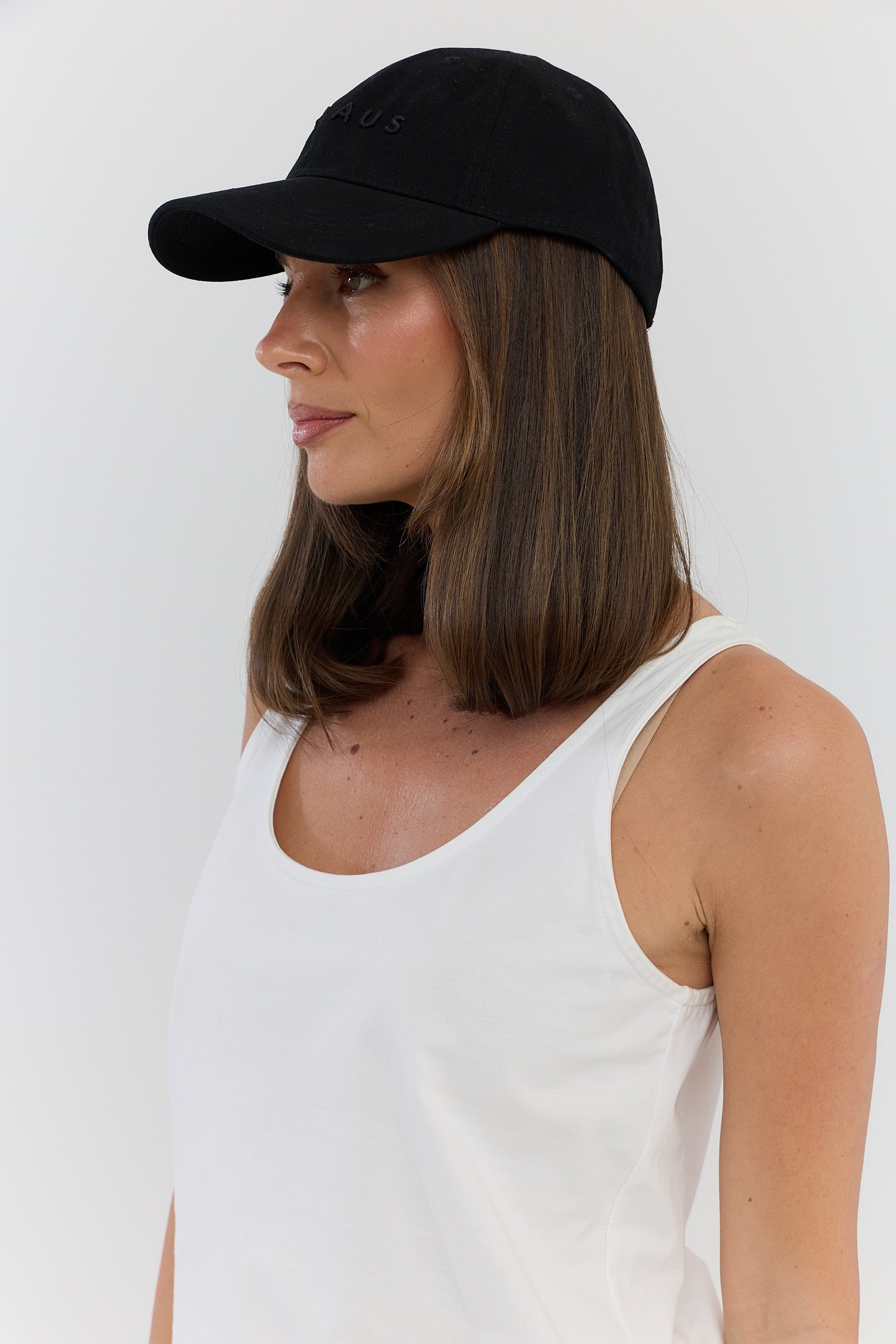 CAP Black