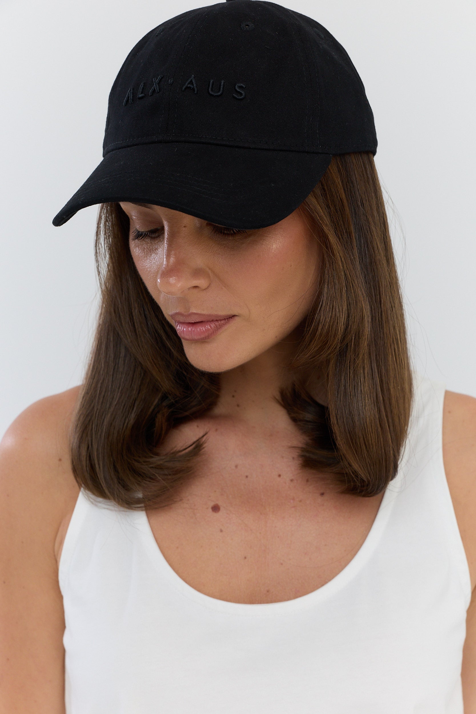 CAP Black