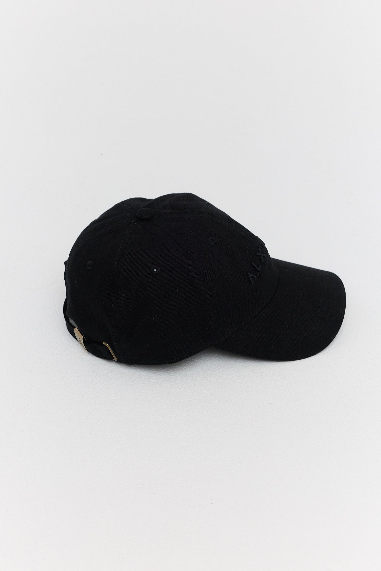 CAP Black