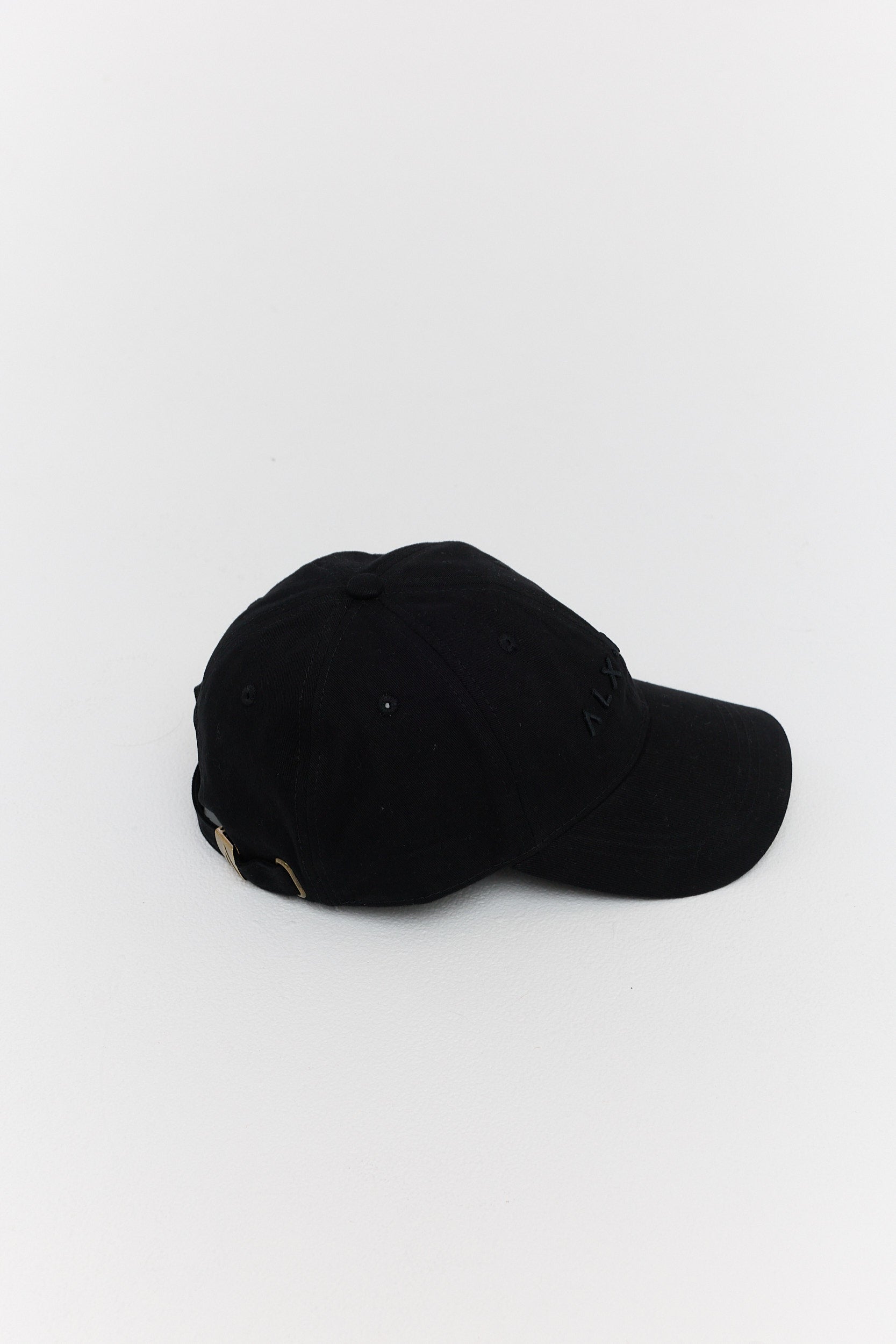 CAP Black