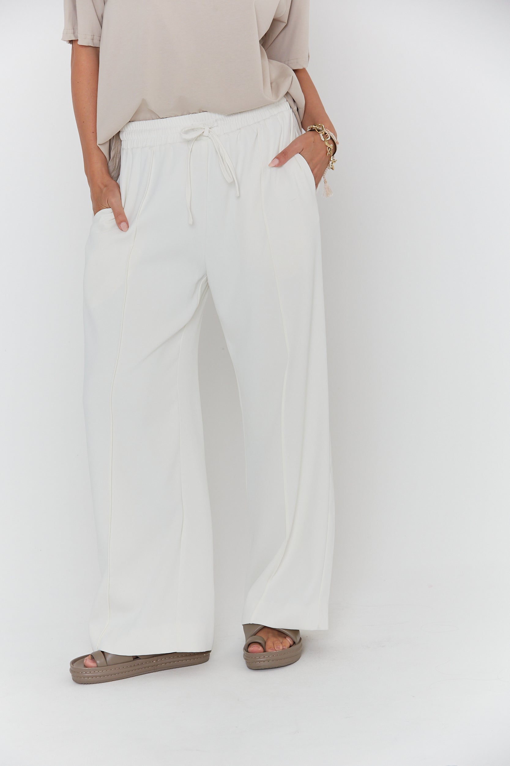 PENTAGON Pants White – A L E X A N D R A