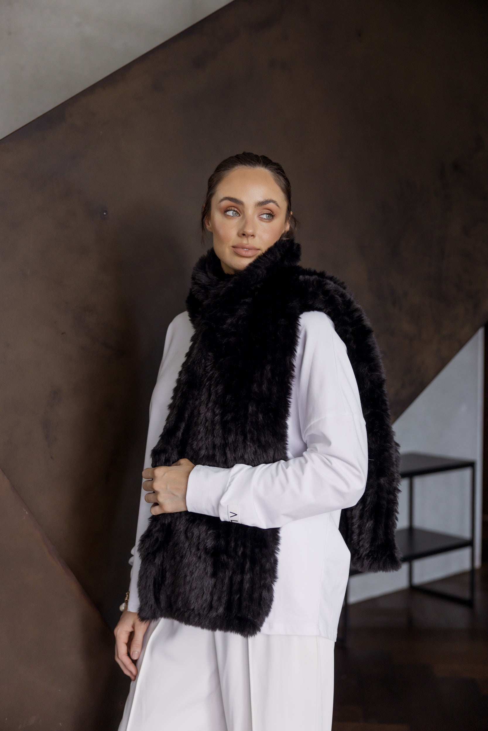 KALUA Faux Scarf Black