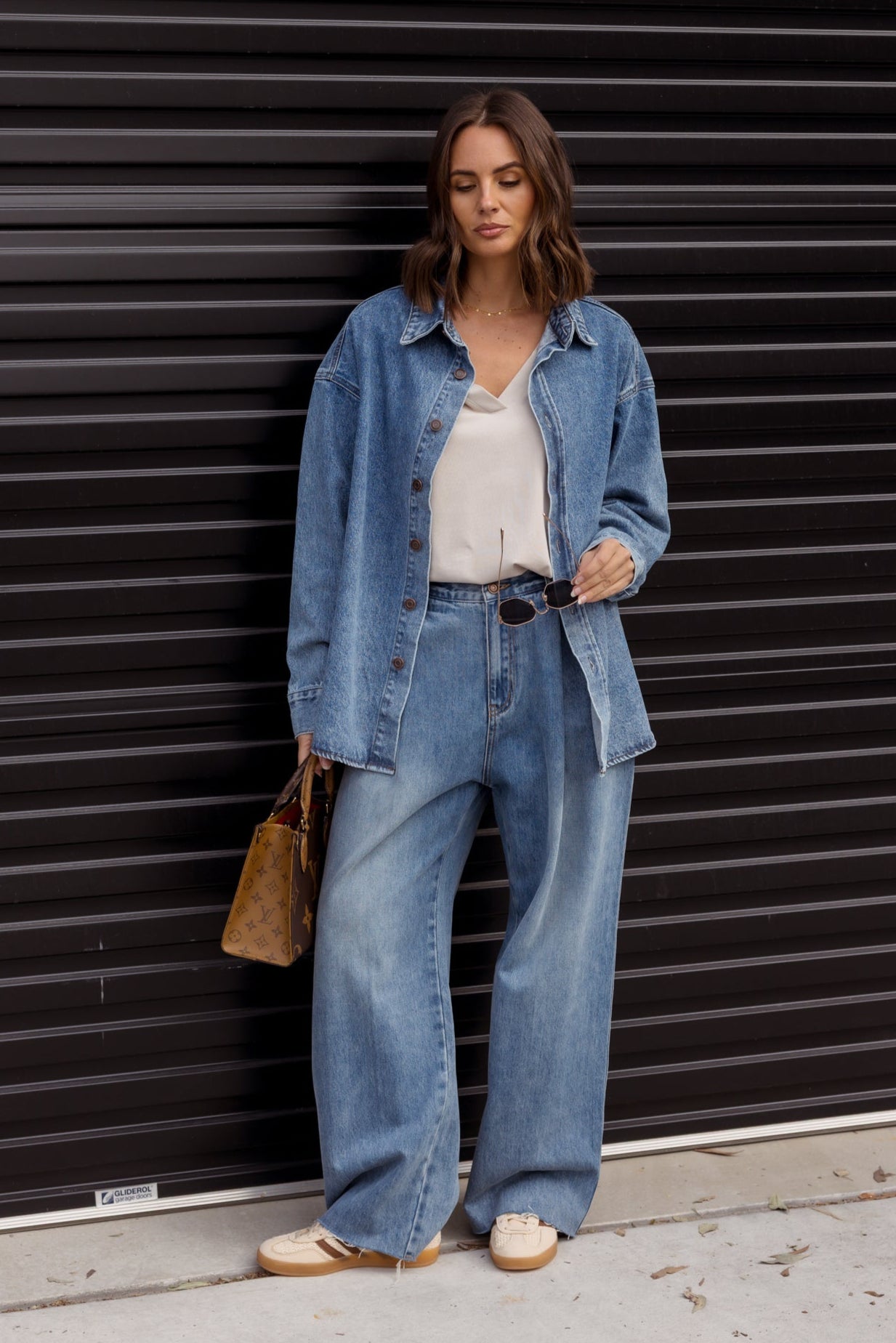 ALESSIA Jeans Mid Blue Denim – A L E X A N D R A