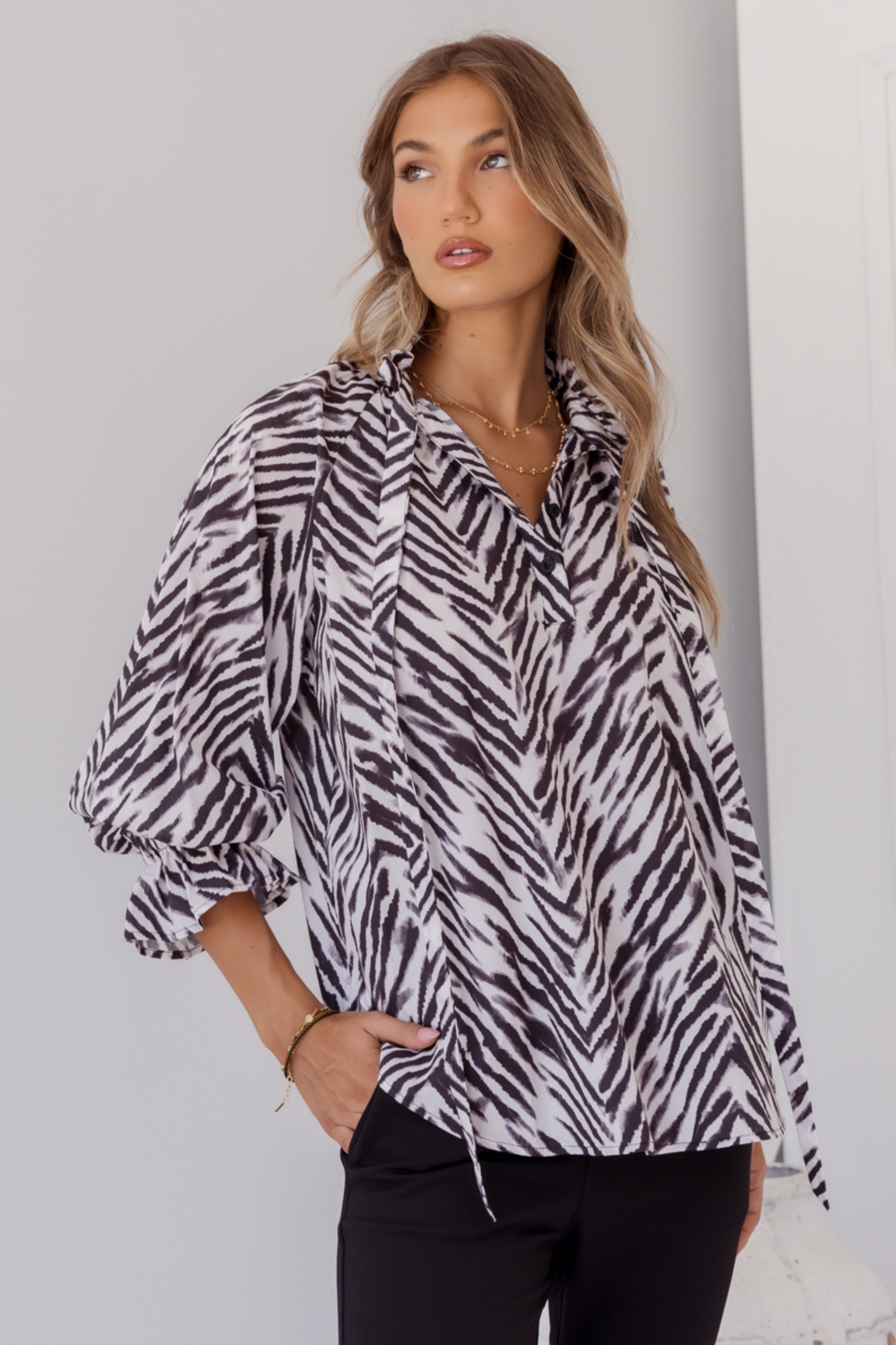 DANILL Blouse Abstract Animal