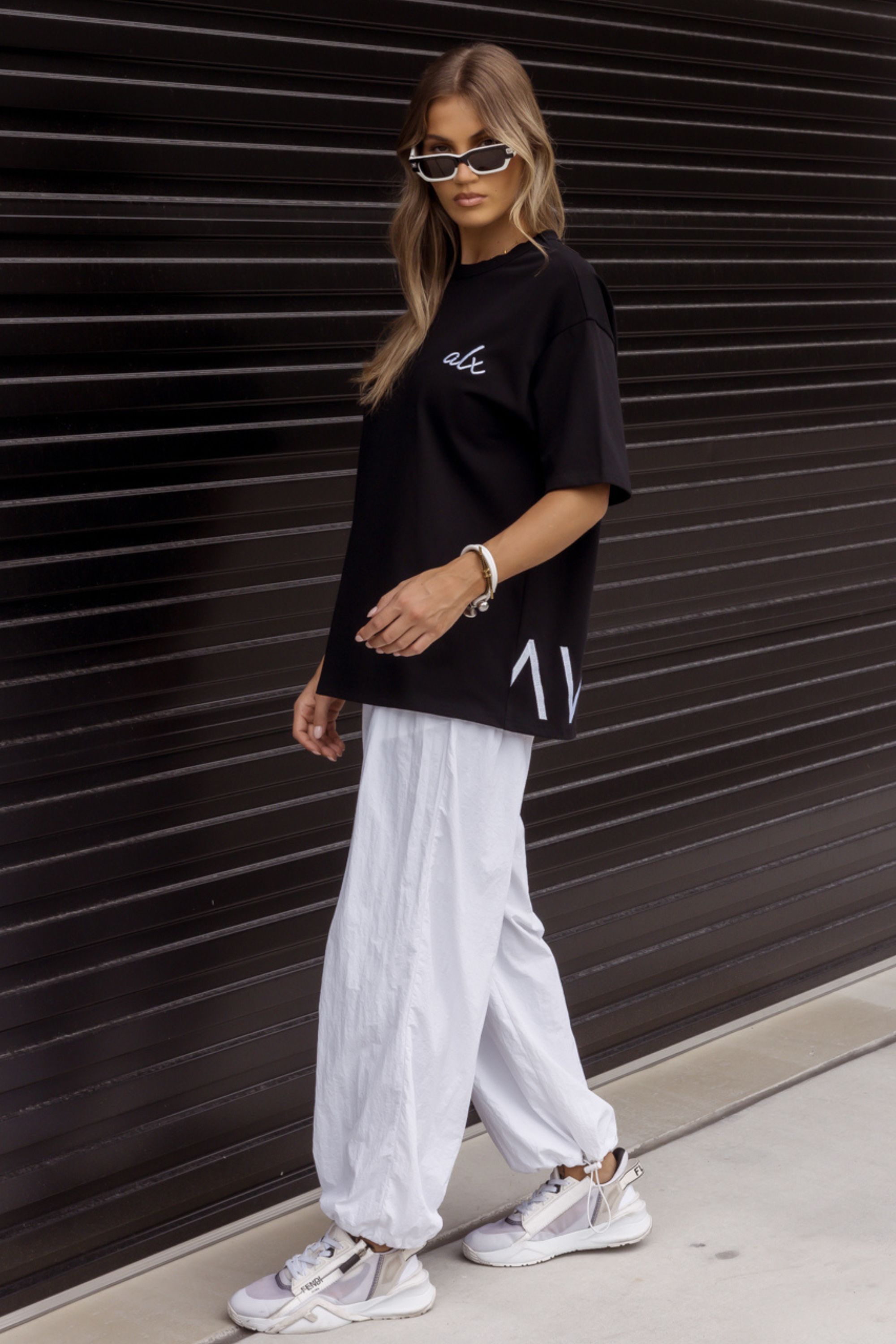 LOKA T-Shirt Black