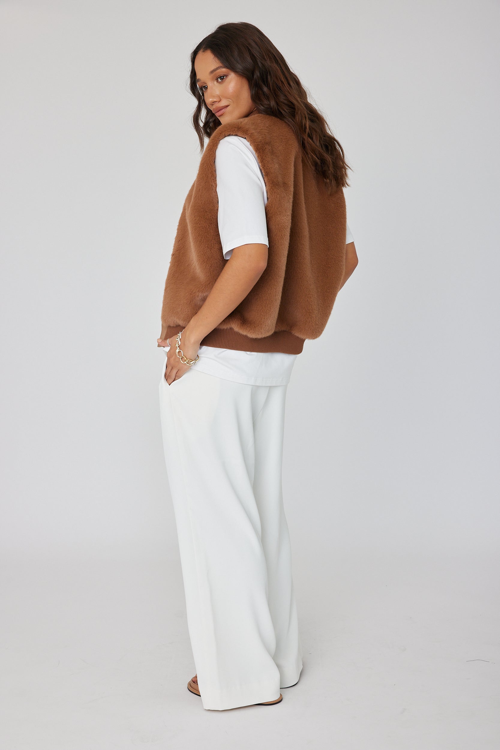 MAGDALENA Faux Vest Chestnut
