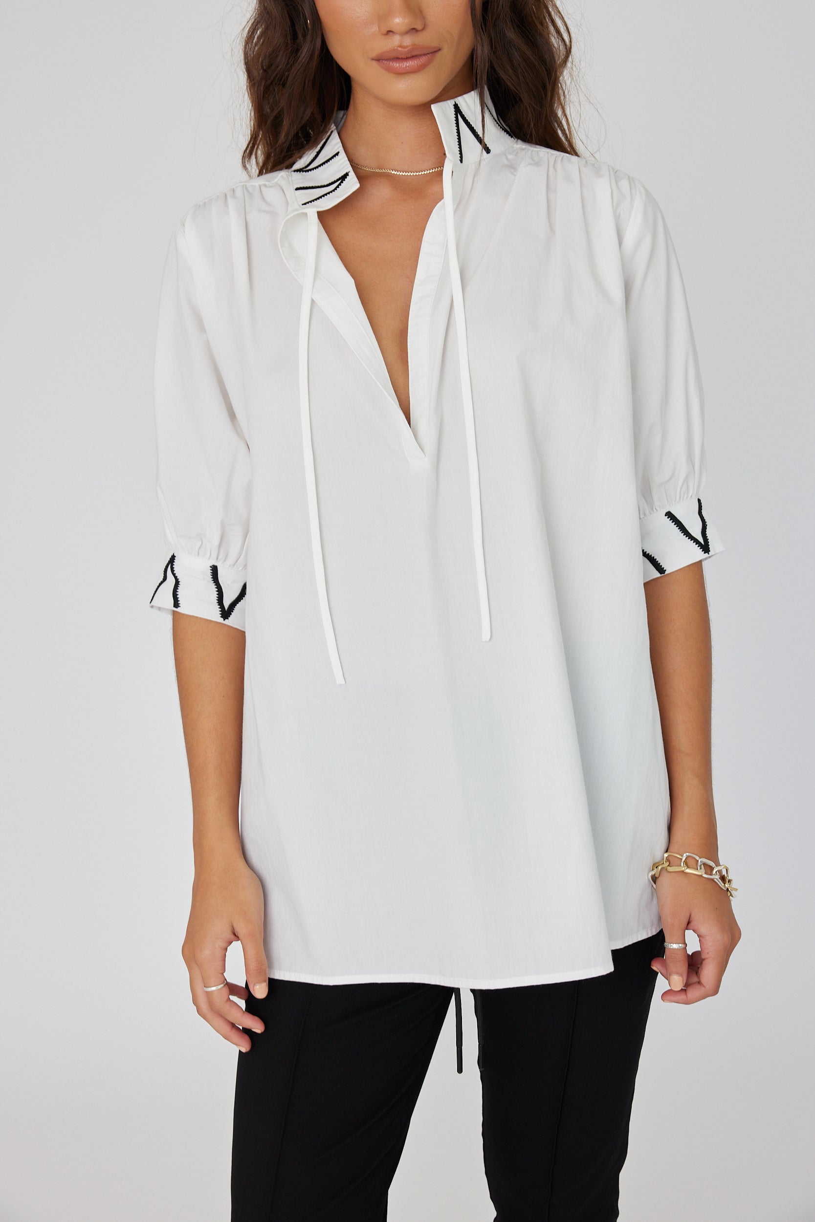 ROBERTO Blouse White